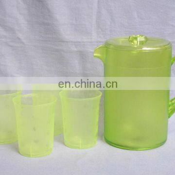 2013 plastic pitcher with spout