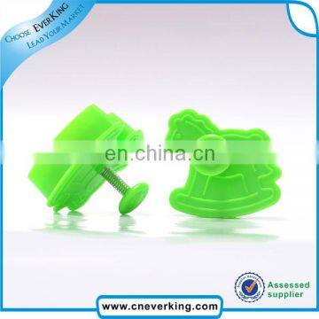 Custom Plastic Cute cake decorating plunger cookie cutter