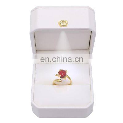 Wholesale Luxury Pu Leather White Ring Box Packaging