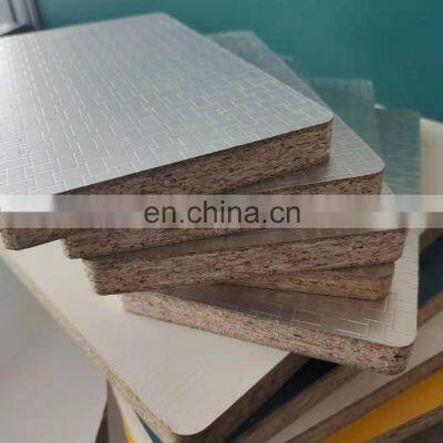 12mm OSB With Aluminium Foil as Radiation Screen for Shed Inner Wall Panel Used in USA Market photo-3