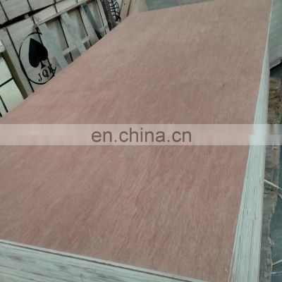 Okoume /Bintangor Plywood 1220*2440*18mm Pine plywood sheet 18 mm plywood price