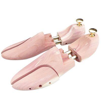 Custom Cedar Wood Shoe Trees Adjustable Length and Width Anti-Wrinkle Shoe Tree Cedar Shoe Stretcher