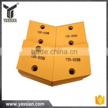135-9295/135-9296 heavy duty RH LH segment loader bucket cutting edge