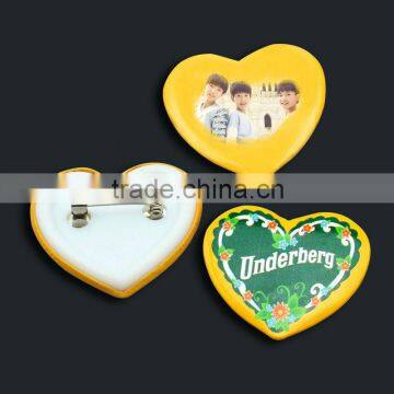 Newest design blank plastic pin badges Hot sale custom Heart shaped pin badges