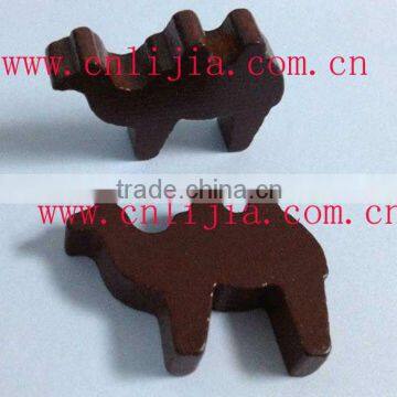 Camel wood pieces