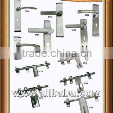 Lever Lock Handle in Stainless Steel