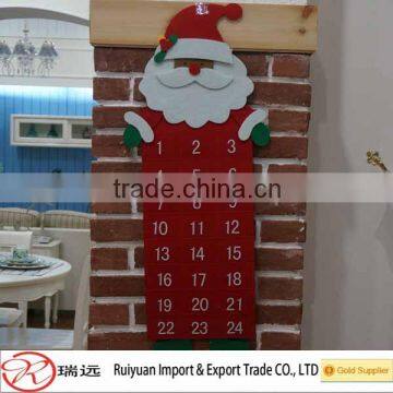 2016 hot selling Santa Claus shape felt Christmas calendar
