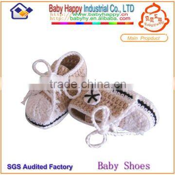 Baby girl wool hand crochet baby shoes