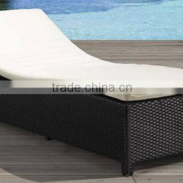 high quality sun rattan lounge with aluminum frame/outdoor sun lounger/ sun bed