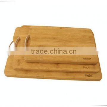 Eco-friendly and durable bamboo cutting board set with metal handle