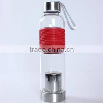 400ml China Newest water Bottle With Tea Infuser Borosilicate Glass Water Bottle with Sleeve and lid