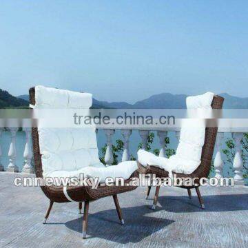 Outdoor Furniture PE Wicker Swimming Pool Chairs Suite