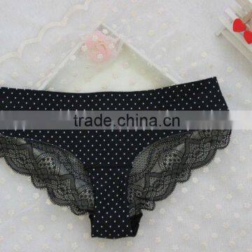 bright laser cut panties with lace