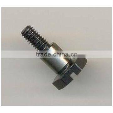 STEP SCREW SD-0600756-TP