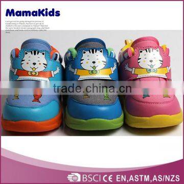 2014 beautiful design cheap funny cartoon baby girls boots