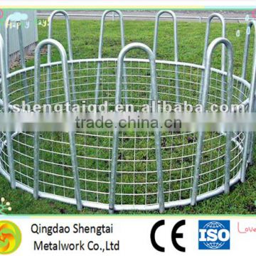 China manufactures cheaper livestock pasture round feeder