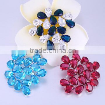 Pop Korean style China wholesale rhinestone flower brooch for wedding and party cheap price china supplier