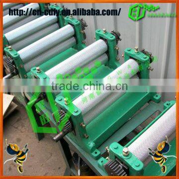 Bee Equipment Manual Beeswax Foundation Machine Beeswax Roller Mill Machine