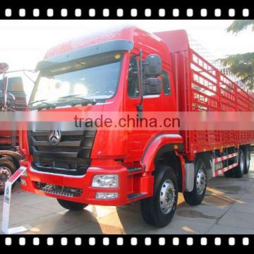 SINOTRUK 8X4 stake truck