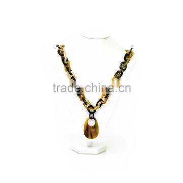 Necklace Made From Natural Horn in Vietnam, Beautiful and Elegant Designs, Eye-catching Colors photo-6