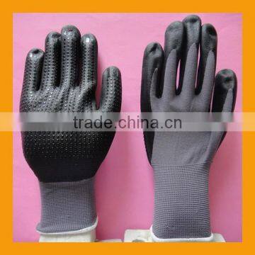 Micro Foam Dots Palm Nitrile Coated Gloves photo-2
