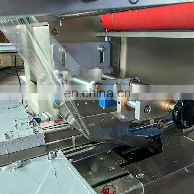 Horizontal Automatic Tomato Fresh Vegetable With Tray Pillow Packing Machine photo-4