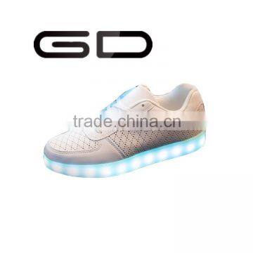 GD new types fashion adult lighting shoes LED sole sneakers in stock