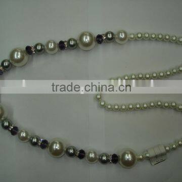 pearl necklace