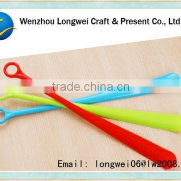 logo custom long plastic shoehorn/telescopic shoe horn