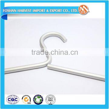 Factory Direct Sale Customize Different Types Adjustable Non-slip Space-saving Aluminum Clothes Hanger photo-3