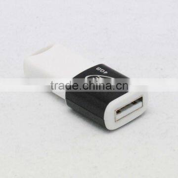 easy pluging usb flash memory in black and white