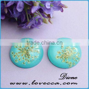 Round shape resin cabochon jewelry pendant , Round dried flower resin cabochon , clear flat back resin cabochon