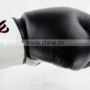 UWIN on hotsale New style design your own boxing gloves on hotsale