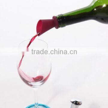 2016 New Products Silicone Antique Glass Wine/Water Pourer Made in China