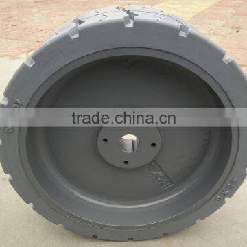 Good Price el 12 Scissor Lift Solid Tires 15x5 for Sale photo-2