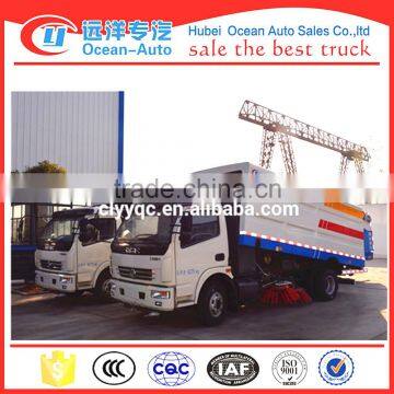 China Manufacture Dongfeng 4*2 Road Cleaning Sweeper Truck