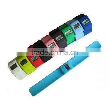 Silicone snap watch