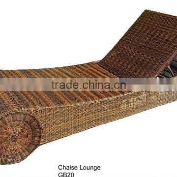 outdoor rattan lounge chair