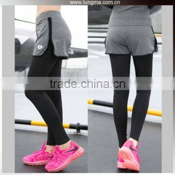 Breathable Polyester Sport Running Compression Fitness Wear Women Camo Yoga Shorts