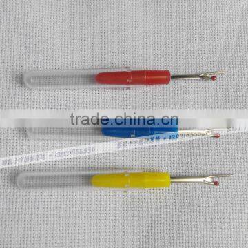 100pcs/bag PLASTIC HANDLE SEAM RIPPER IN ECOMOMICAL PRICE