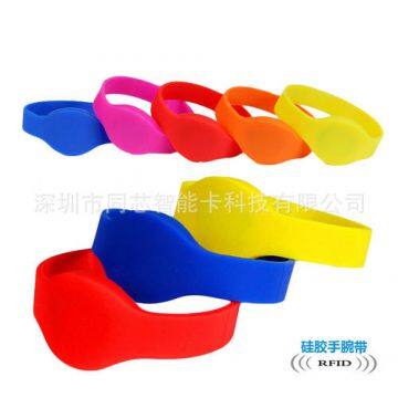 Custom Reusable Wearable New Silicone Waterproof RFID Bracelet Wristband Slim Oblate Silicon Smart Wristband