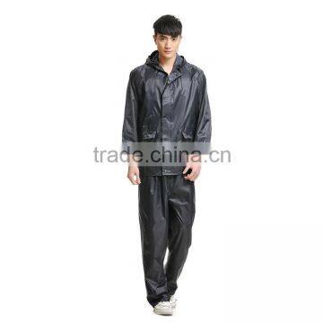 Lightweight Colorful PVC Raincoat for Promotion photo-2