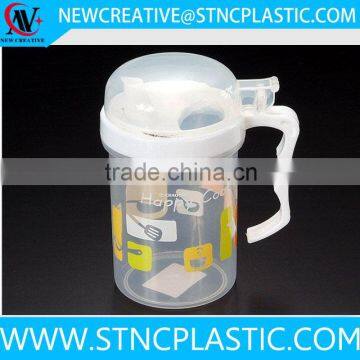 new arrival plastic sauce bottle with handle and lid