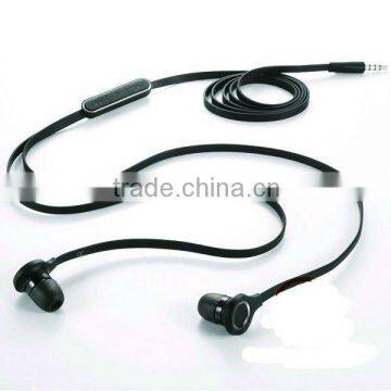 2012 fashion headphone earphones flat cable 3.5mm