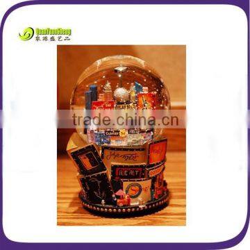 Resin new york city snow ball souvenir