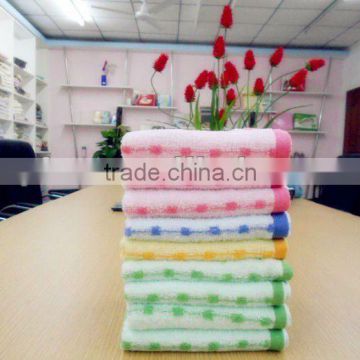 100%cotton jacquard pink hand towel