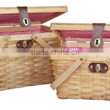 Handy wooden woven picnic basket