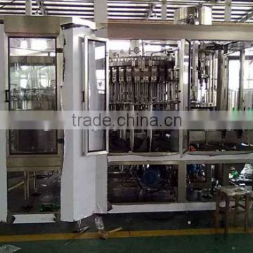 wine bottling machine