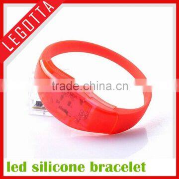 China Factory Supplier High Quality Cheap Bulk Sale Wholesale Led Bracelet photo-5