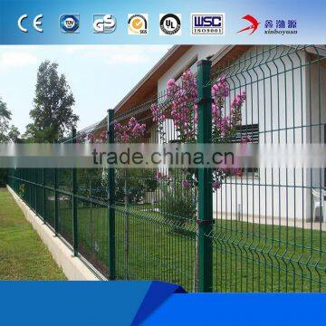 Decorative flower expandable garden fence